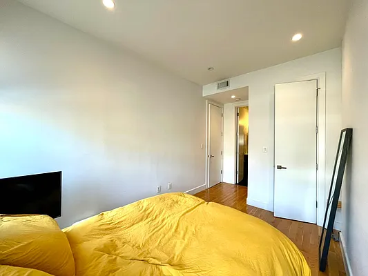 Rented by Oxford Property Group | media 24