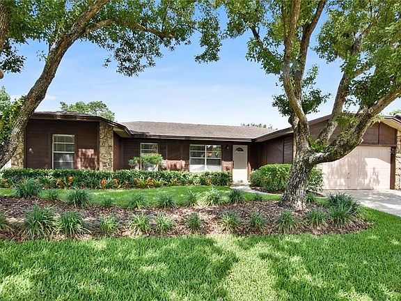 2nd image of 1606 Providence Cir