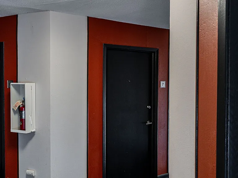 Copper Stone Apartments — Photo 2