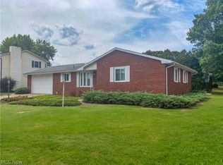 1404 Warner Ct SW, New Philadelphia, OH 44663