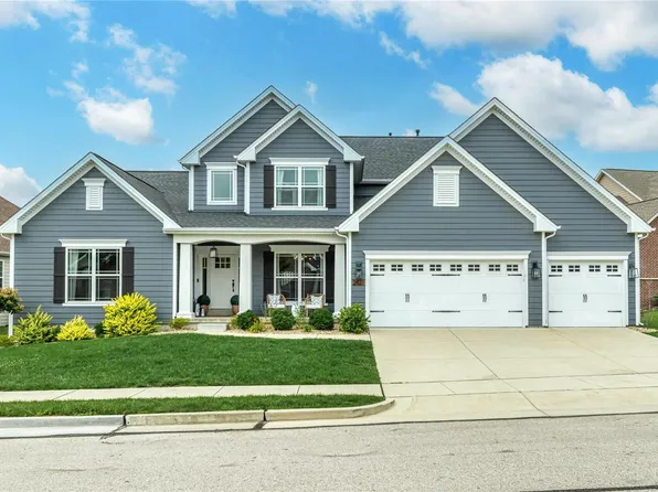 2421 August Grove Ct, Ballwin, MO 63011