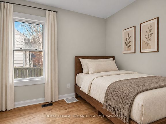 4th image of 1324 Brydges St #A