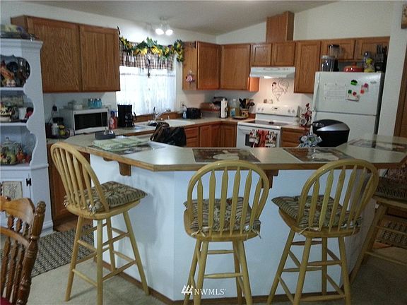 4th image of 406 Pe Ell Avenue