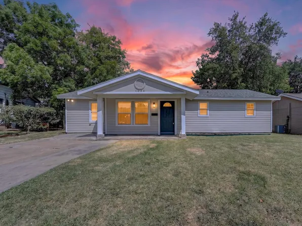 1022 Denton Dr, Euless, TX 76039
