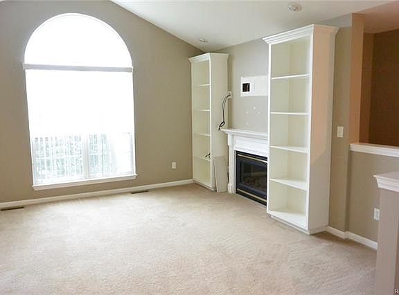 5th image of 10211 Chesapeake Cir #1