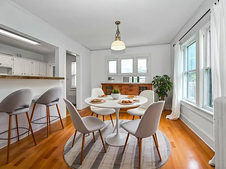 3900 Sheridan Ave S #1 — Photo 4
