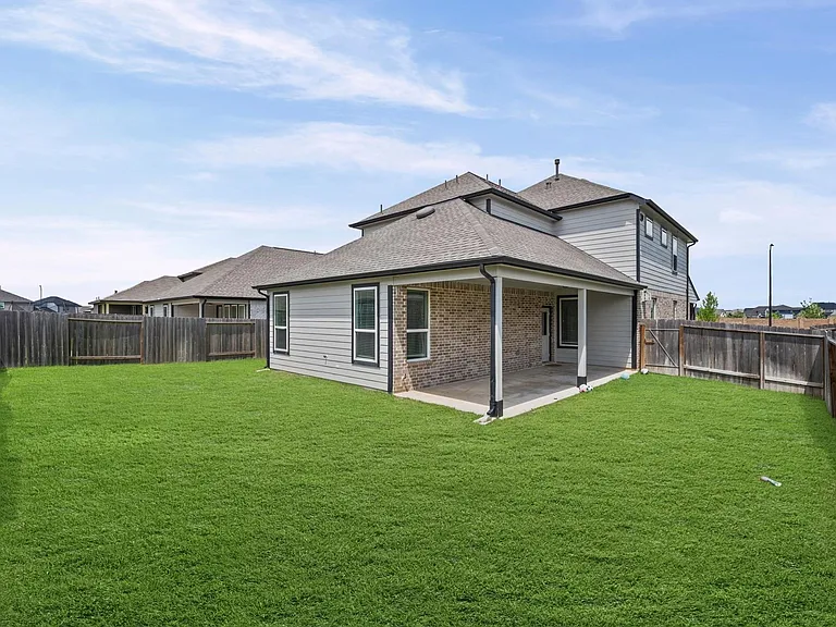 144 Shining Point Dr — Photo 27