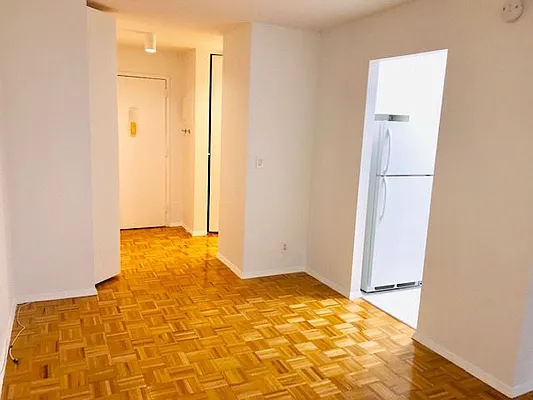 Rented by Ready Group | media 20