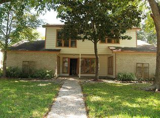 15906 Pebble Bend Dr, Houston, TX 77068