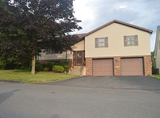 3249 Coyne Ave, Scranton, PA 18505