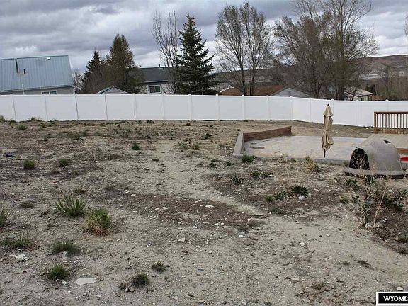 3rd image of 2025 W Teton Blvd