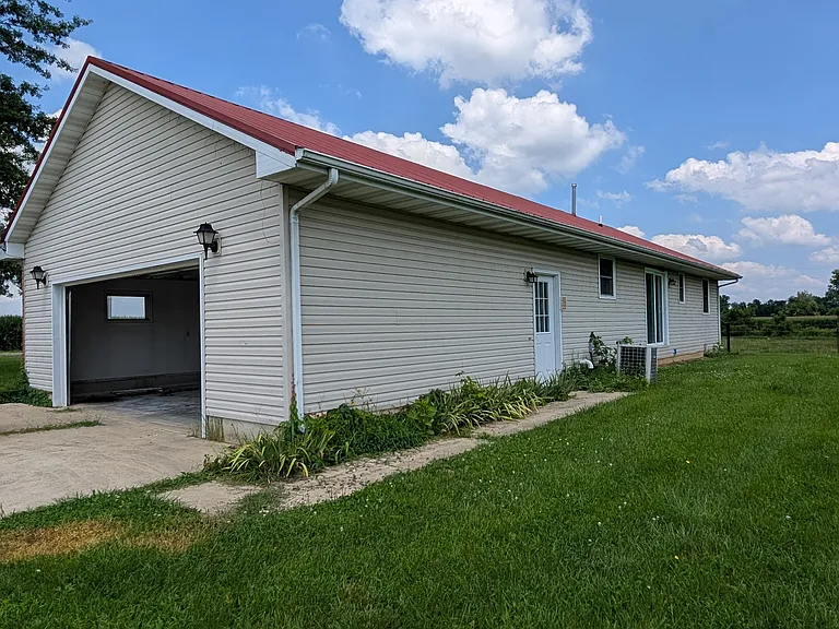 19492 County Road 2 — Photo 2