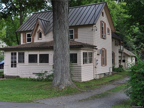 3rd image of 12 Pettee St