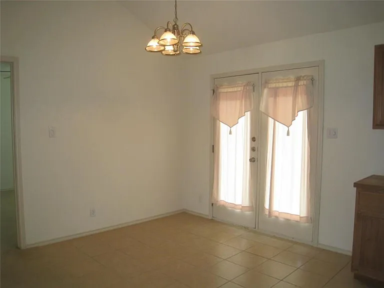 236 Moonstone Dr — Photo 7