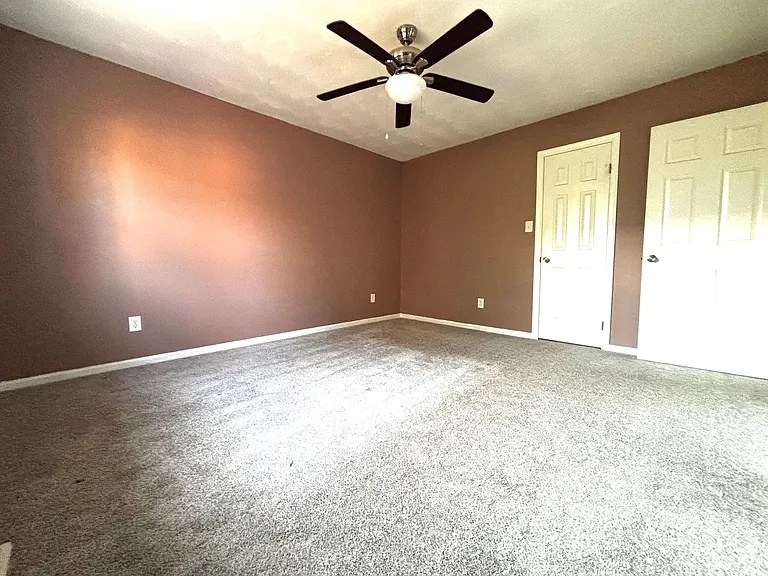 4016 Richard Lee Ct — Photo 20