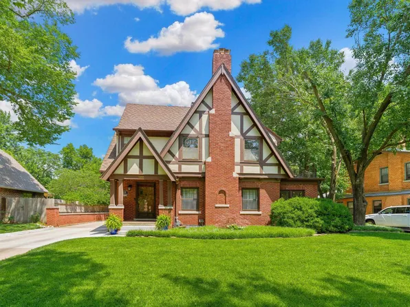 120 N Terrace Dr, Wichita, KS 67208