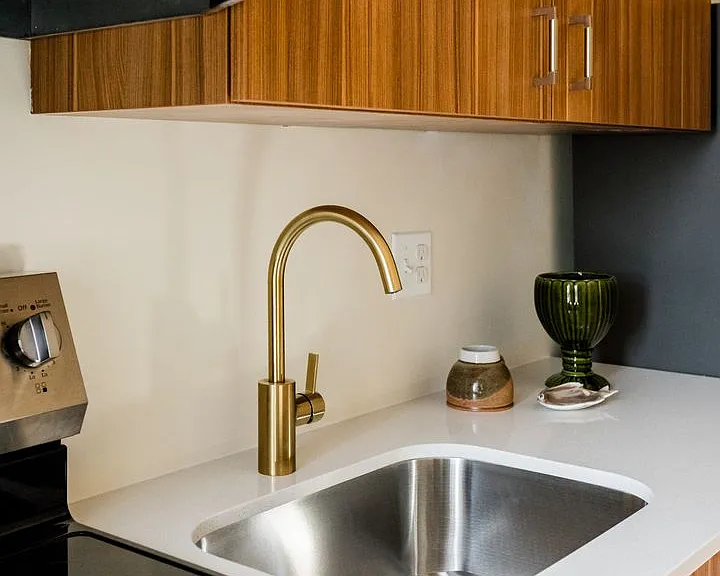 Sterling Apartments — Photo 37
