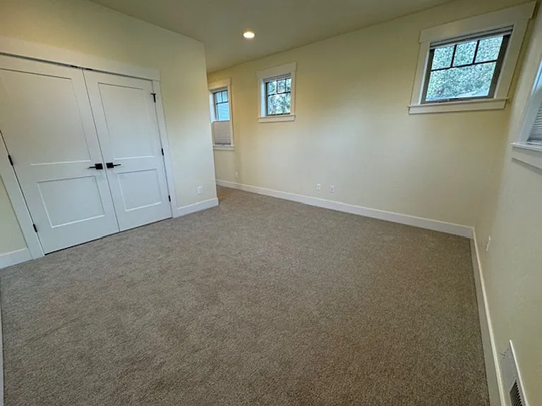 1574 NW Erin Ct #1 — Photo 17
