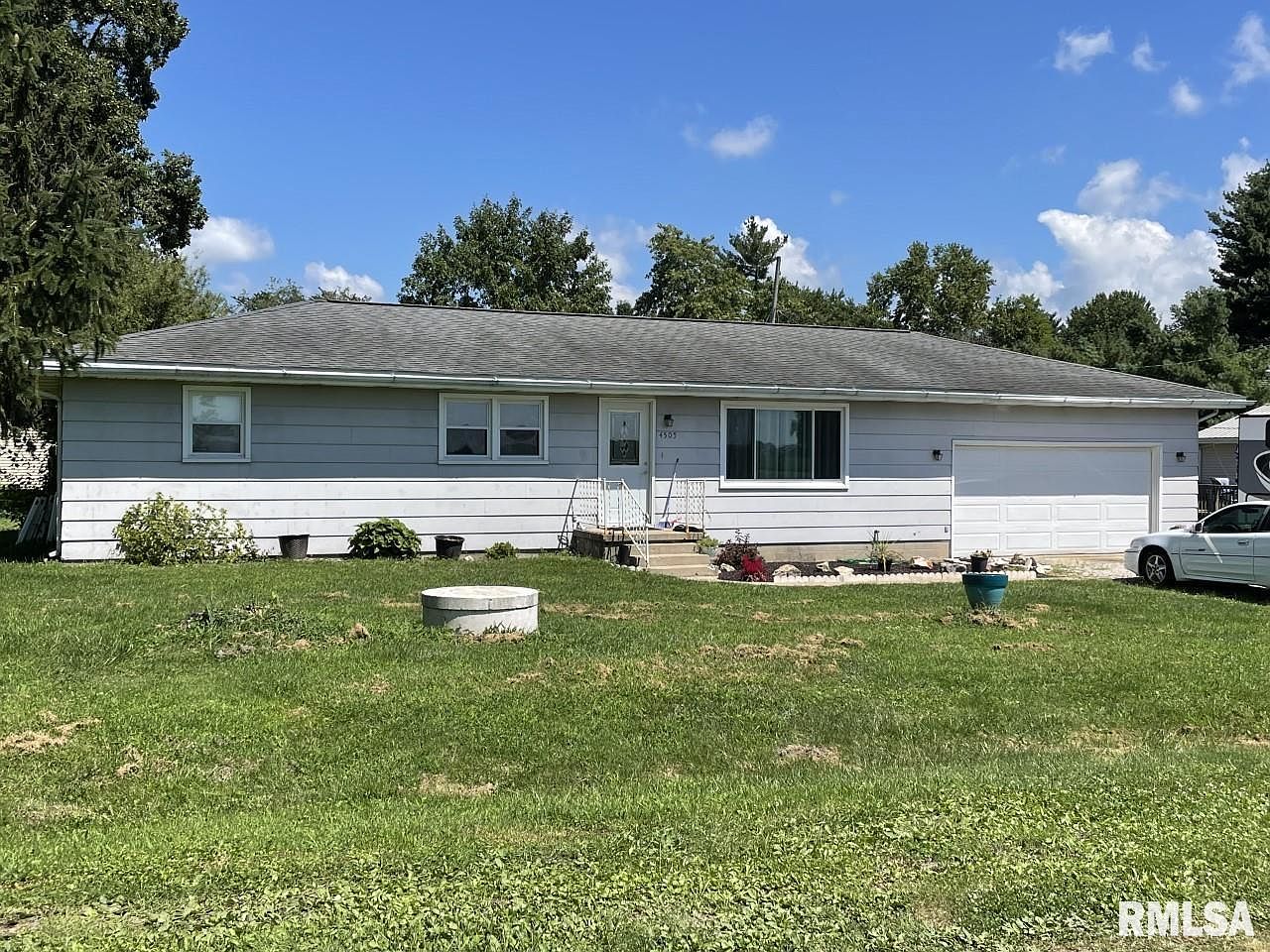 4505 David Ave, Taylorville, IL 62568 Zillow