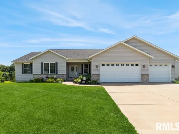 605 W Main St, Long Grove, IA 52756