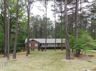 251 Rocky Point Dr, Lagrange, GA 30240