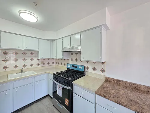 20 Tappen Ct Photo 1