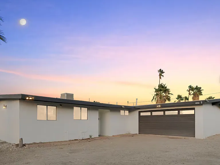 74327 Pinon Dr — Photo 6