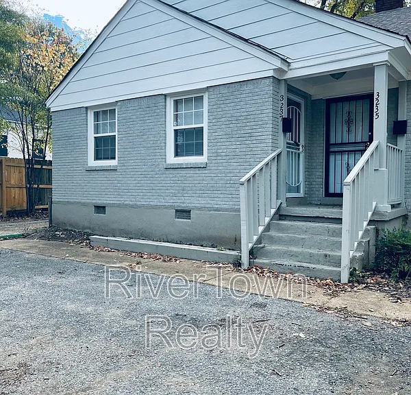 3235 Southern Ave — Photo 8
