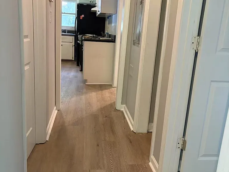 1437 S Indian Creek Dr #H — Photo 7