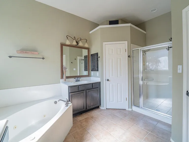 1108 Antelope Rdg — Photo 37