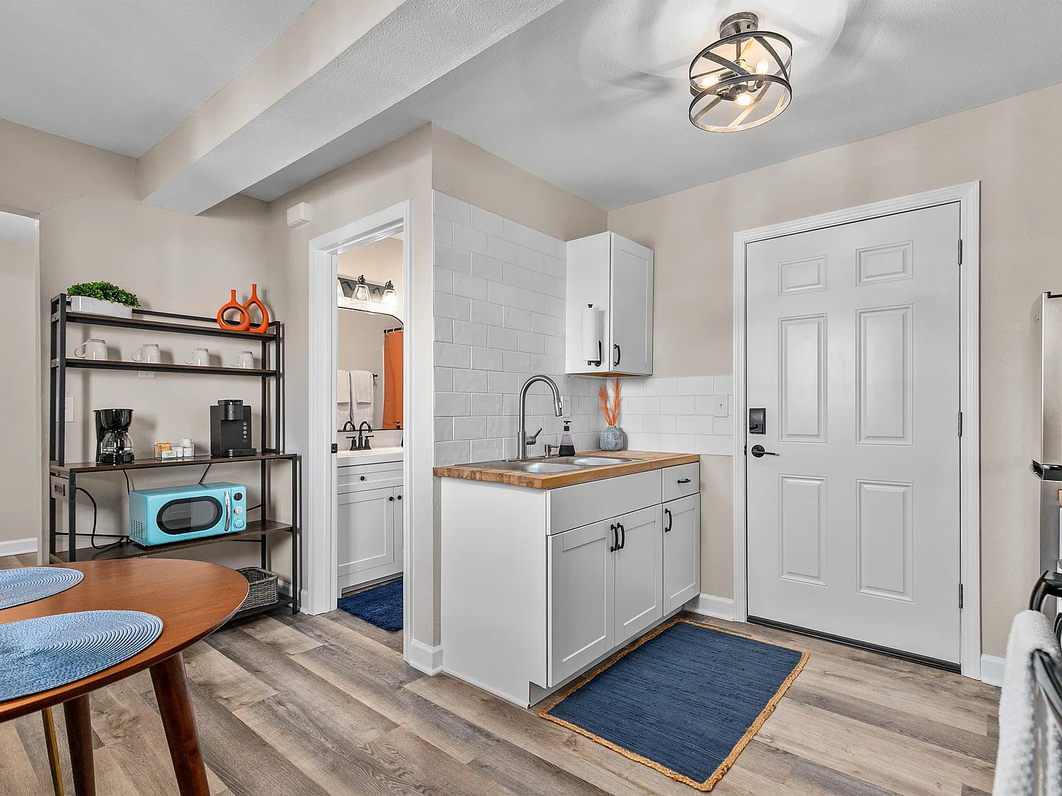 414 South Webster Avenue - 5 — Photo 4