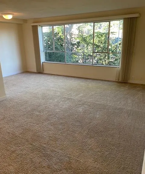 Skyline House — Photo 34