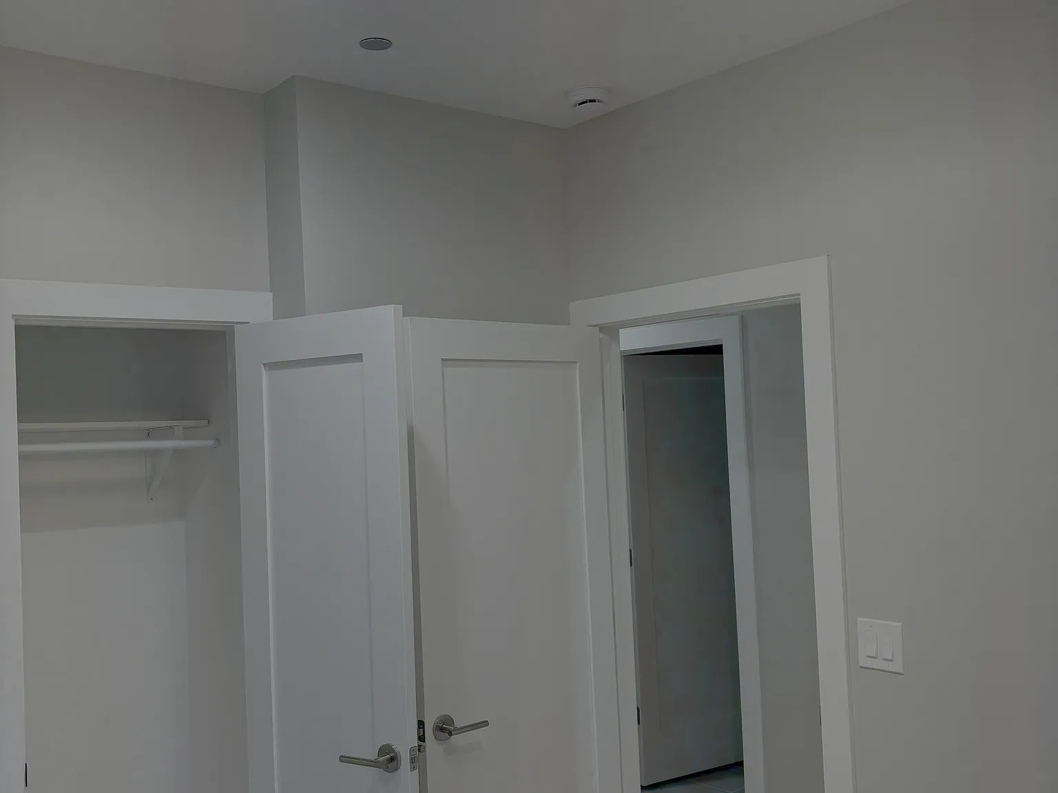 6455 S Saint Lawrence Avenue - 3 — Photo 2