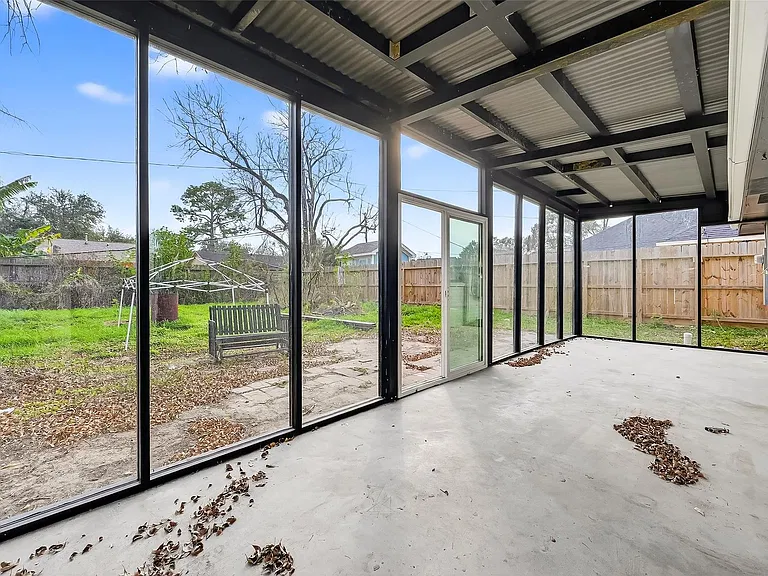 11107 Cedarview Ln — Photo 35