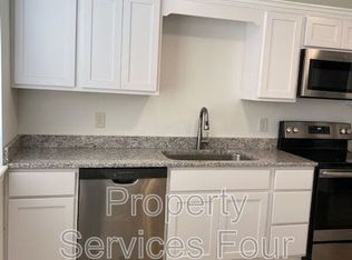 9611 Morwin St APT 9, Norfolk, VA 23503