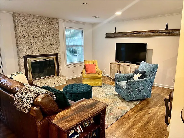 116 Highland Ave — Photo 10