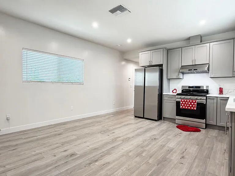 5827 Eastbrook Ave — Photo 3