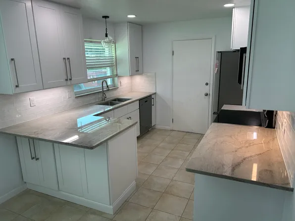 2247 Claiborne Dr, Clearwater, FL 33764