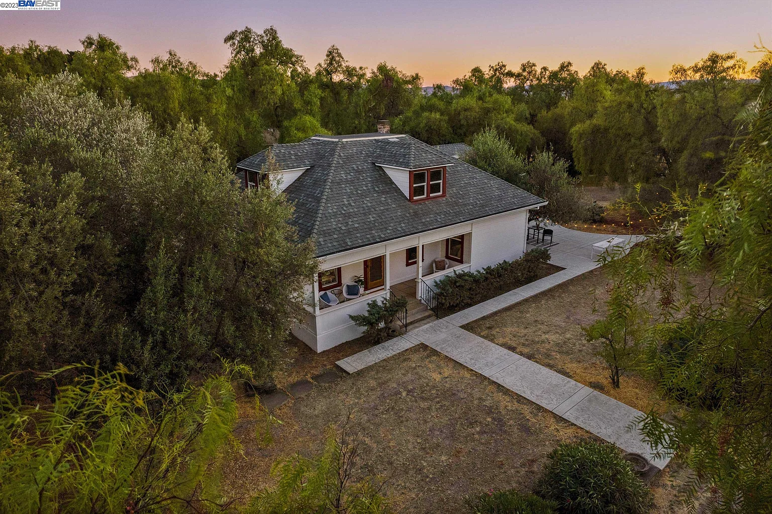 2275 Buena Vista Ave photo 1