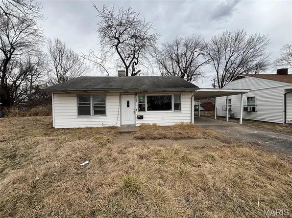 21 Dora Dr, Cahokia, IL 62206