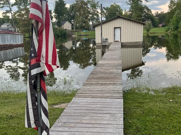 535 County Road 183, Carthage, TX 75633