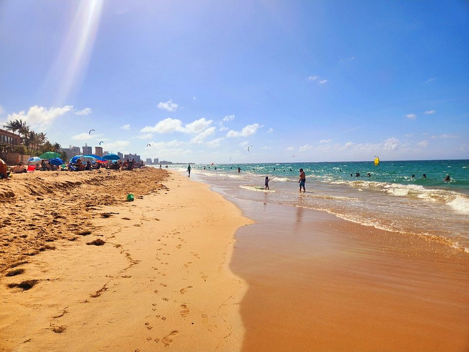 Ocean Park Beach, 3 minutes walking from the apartment