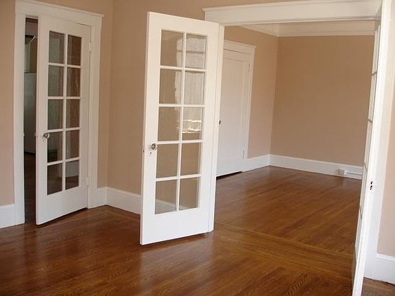 3rd image of 2030 Franklin St APT 204
