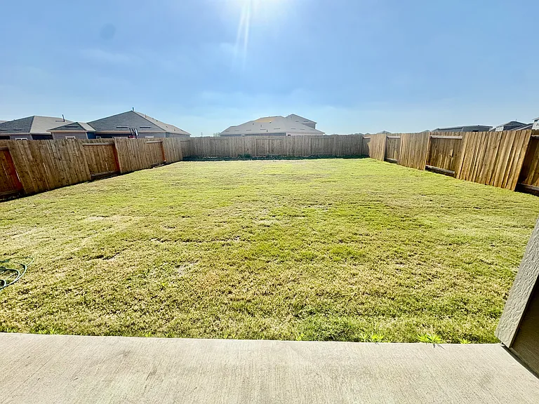 430 Gib Woodall Dr — Photo 16