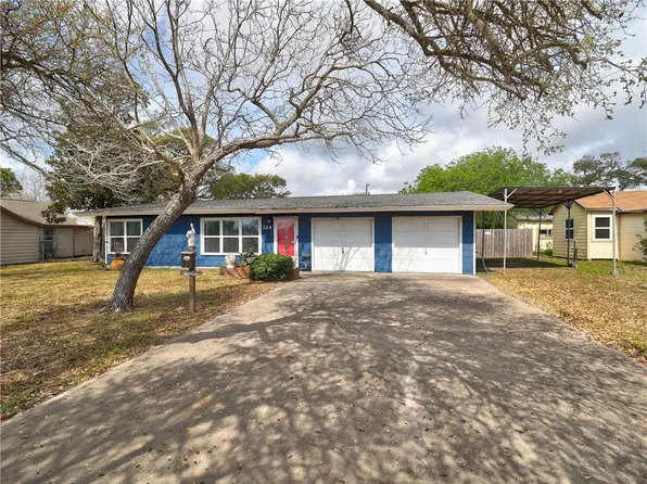 324 S 8th St, Aransas Pass, TX 78336