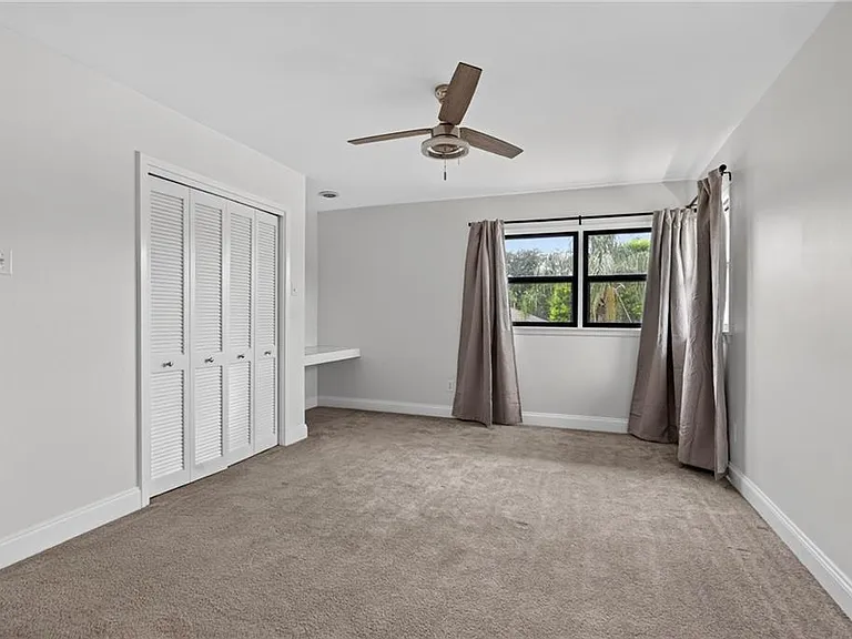 5566 Jacquelyn Ct — Photo 31