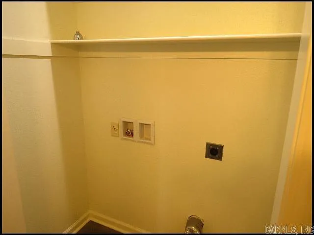 306 Barnes St — Photo 13
