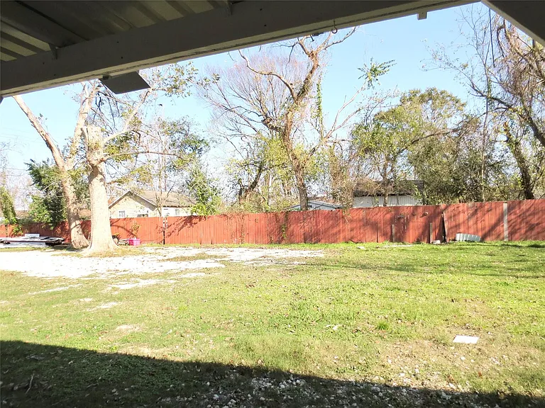 2204 Parker Rd #B — Photo 8