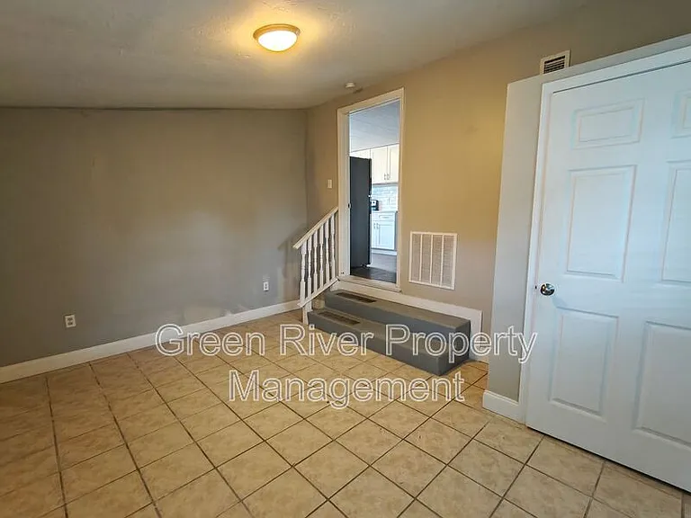 146 Phoenetia Dr — Photo 21