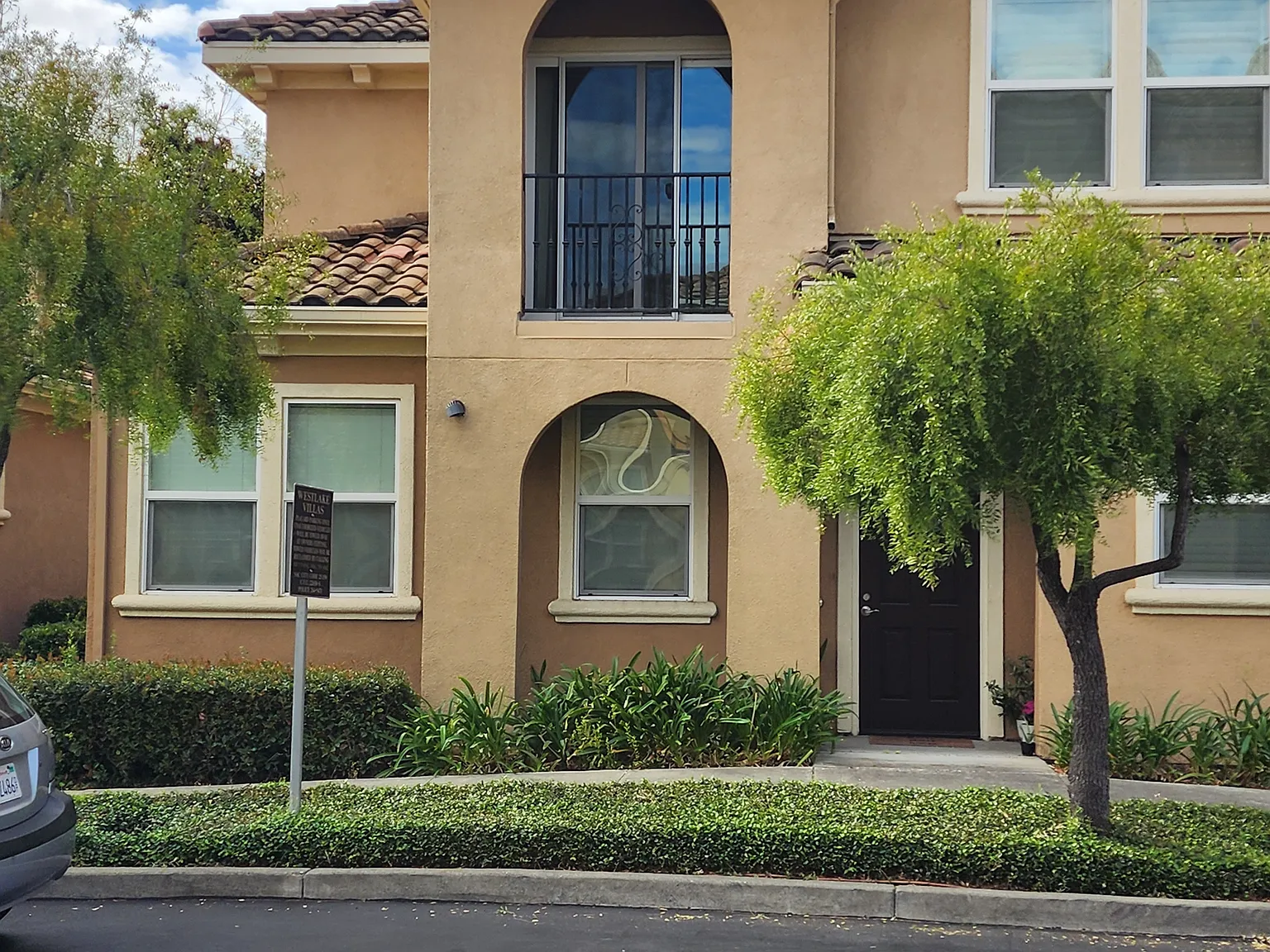 2 bed, 1304 sqft, $2,500 — Photo 4